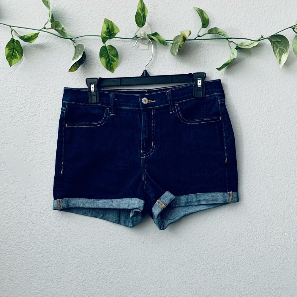 Old navy mid rise shorts